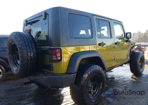 2010 Jeep Wrangler Unlimited Sport z USA, uszkodzony, nr VIN 1J4BA3H18AL204205